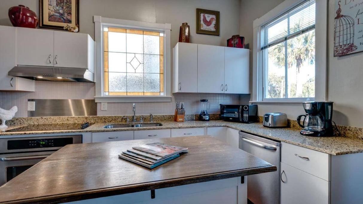 Huge 5 Bed, 5 Bath In Historic Downtown Savannah Exterior foto